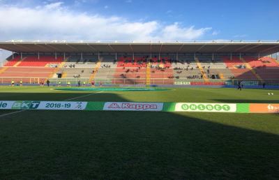 Serie B 15° turno: Livorno travolge Foggia con super Diamanti, pari Cittadella a Cremona