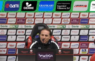 Foggia, ancora non annunciato il successore di Grassadonia. Pavone in panchina con la Cremonese