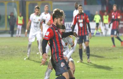 Cosenza-Benevento 0-0, highlights