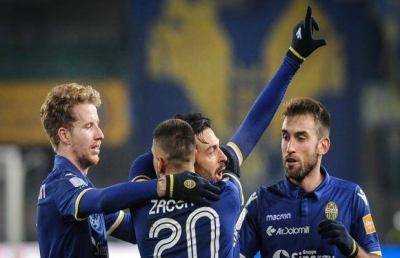 Verona-Pescara 3-1, highlights