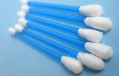 Ambiente. Da oggi in Italia è vietata la vendita dei cotton fioc di plastica