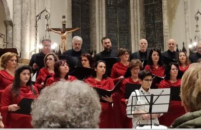 Ascoli Piceno, ottima performance del Coro ''Cento Torri'' al Concerto di Natale