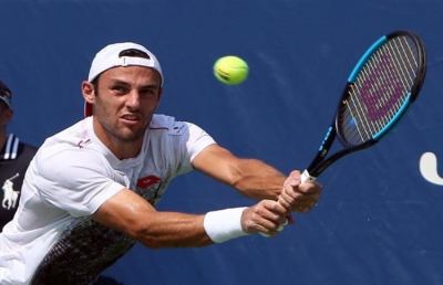 Tennis, l'ascolano Travaglia supera il primo turno delle qualificazioni all'Australian Open