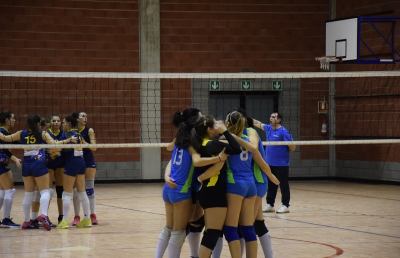Pallavolo femminile, la Scenic ''Le Querce'' Monticelli vince e avvicina zona playoff