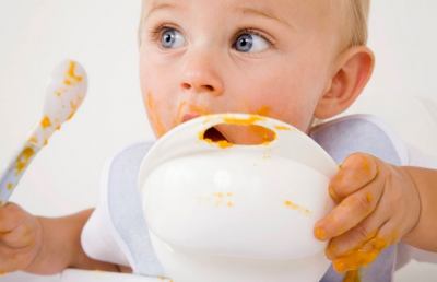 Come rendere il momento della pappa gioioso e sicuro