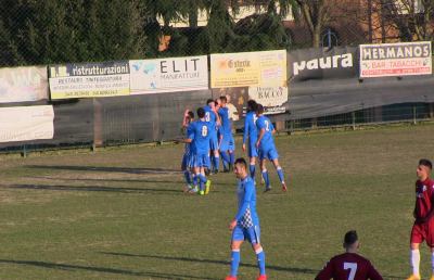 Promozione girone B, l'Atletico Ascoli vince 2-0 a Monteprandone e vola in testa alla classifica