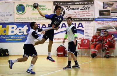 Pallamano Serie B, facile vittoria dell'Handball Club Monteprandone a L'Aquila 