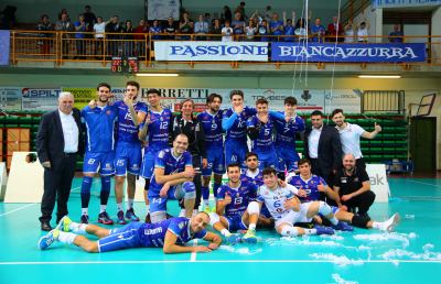 Pallavolo Serie A2, la Goldenplast Potenza Picena domina il derby a Macerata