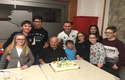 Pattinaggio artistico: Diavoli Verde Rosa celebrano i 90 anni del suo atleta più longevo, Harry Foschi