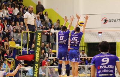Pallavolo Serie A2, Goldenplast Potenza Picena ko a Lauria. Addio spareggi promozione