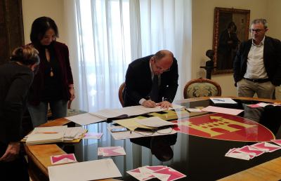 Ascoli Piceno, firmato a Palazzo Arengo protocollo contro la violenza sulle donne