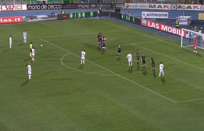 Pescara-Perugia 1-1, Vido di testa risponde al bolide di Memushaj. Rosso per Sgarbi