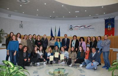 San Benedetto, studenti di Odessa espongono la loro ''vista sulle Marche''