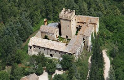 Carassai, passeggiata e visita guidata alla Rocca Monte Varmine