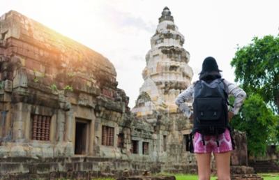 Viaggi al femminile: dove vanno le donne quando partono da sole o con le amiche