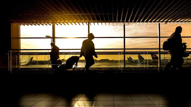 Disagi in aereo: la lista dei più seccanti per i passeggeri