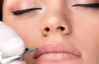 La moda dell’estetica : Il trucco semipermanente  