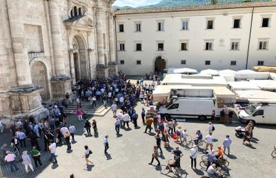 Ascoli Piceno, incontro in cattedrale tra il Vescovo D'Ercole ed il vicepremier Salvini