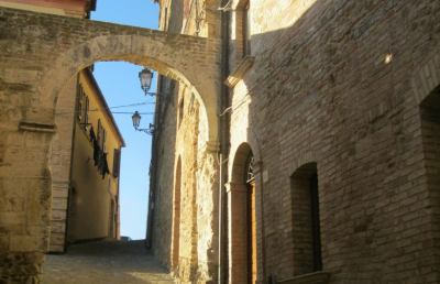 Castorano: ''Borgo Aperto'', weekend tra arte gastronomia e artigianato 