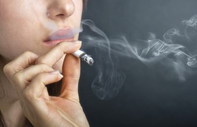 Nuovo allarme sul fumo: danneggia anche gli occhi oltre che ai polmoni
