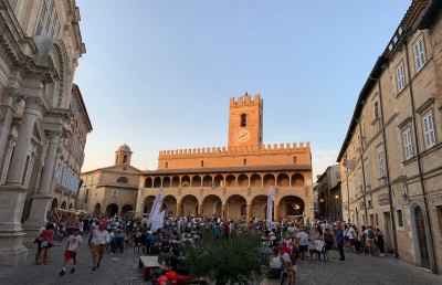 Offida, grande successo per l'edizione 2019 della Mangialonga Picena
