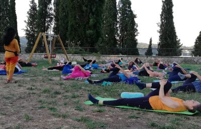 Ascoli Piceno, appuntamento domenicale con l'iniziativa ''Summer Yoga''