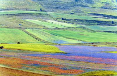 Vacanze a Settembre in moto per 3 centauri su 4. I Monti Sibillini tra gli itinerari più belli