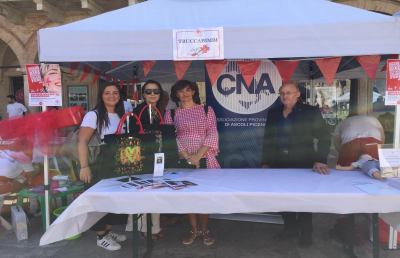 Ascoli Piceno, successo per l'evento solidale in piazza organizzato da Cna e Croce Rossa