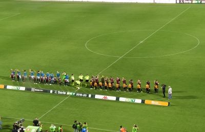 Salernitana-Benevento 0-2, Viola e Sau sbancano l'Arechi ed effettuano il sorpasso in classifica