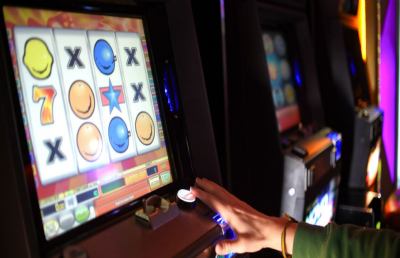 Le nuove normative italiane sul gioco d’azzardo causano la diminuzione del fatturato dei giganti del gioco d’azzardo