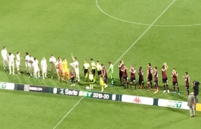 Salernitana-Chievo 1-1, i granata frenano e mancano l'aggancio all'Ascoli in vetta