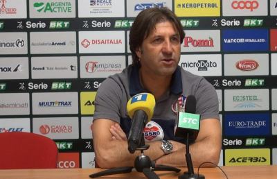 Cremonese, Rastelli: “Ci prendiamo punto di Trapani e prepariamo con ottimismo gara con Ascoli”