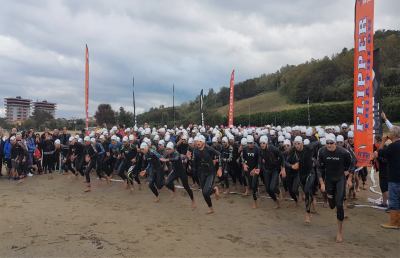 Flipper Triathlon, 230 atleti da tutta Italia nella gara nazionale a Baia Flaminia di Pesaro