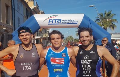 Flipper Triathlon Ascoli, ottimi riscontri per la gara nazionale a Porto Recanati
