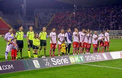 Cremonese-Frosinone 1-1, allo “Zini” Palombi replica di testa nel finale a Dionisi