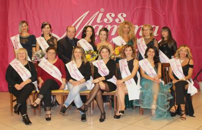 Ad Offida eletta ''Miss Mamma Italiana'', sul podio sei donne della provincia di Ascoli 