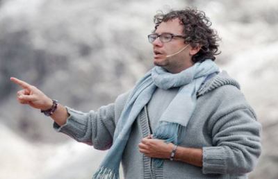 Ascoli Piceno, al Teatro PalaFolli spettacolo con il filosofo-performer Catà