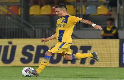 Serie B 16° turno: Benevento inarrestabile, balzo in avanti Frosinone. Bene anche l'Entella