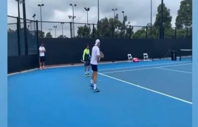 Tennis, nuovo best ranking per Travaglia che però fatica nel 1° turno degli Australian Open