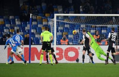 Napoli-Juventus 2-1, highlights. Sarri: ''Mi girano i coxxxoni per la sconfitta''