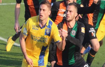 Serie B 23° turno: Frosinone e Crotone scavalcano il Pordenone, sussulto Empoli a Cittadella