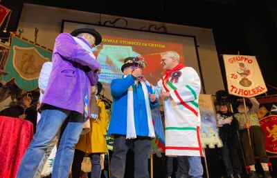 Carnevale Offida 2020, le chiavi della città consegnate alla Congrega del Gancio