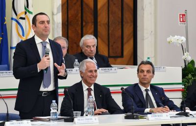 Ministro Sport su Coronavirus: “Non ci sono motivi per estendere provvedimenti restrittivi ad altre regioni”