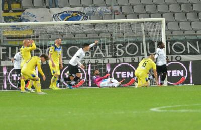 Spezia-Pescara 2-0, un'autorete di Scognamiglio e Gyasi riportano le Aquile al quarto posto