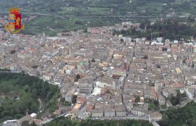 Questura Ascoli, controlli con l’elicottero nel Piceno. Smascherato un truffatore 