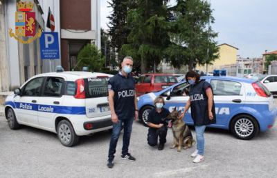 Folignano: ha un'officina ma vende cocaina, arrestato malvivente 36enne
