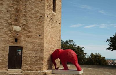 A San Benedetto del Tronto arrivano i pacifici animali del collettivo Cracking Art