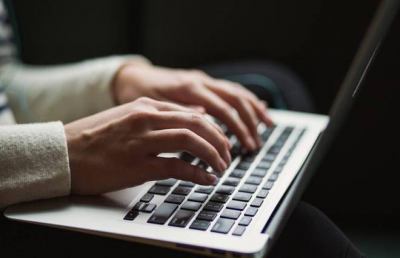 Truffe online. Allarme della Polizia Postale: ''Attenzione alle false offerte di lavoro''