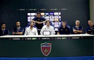 Cosenza-Juve Stabia 3-1, le voci di Occhiuzzi e del ds Trinchera post gara