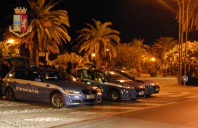 Polizia di Stato, Notte di San Lorenzo tranquilla nel Piceno. Bene misure anti Coronavirus